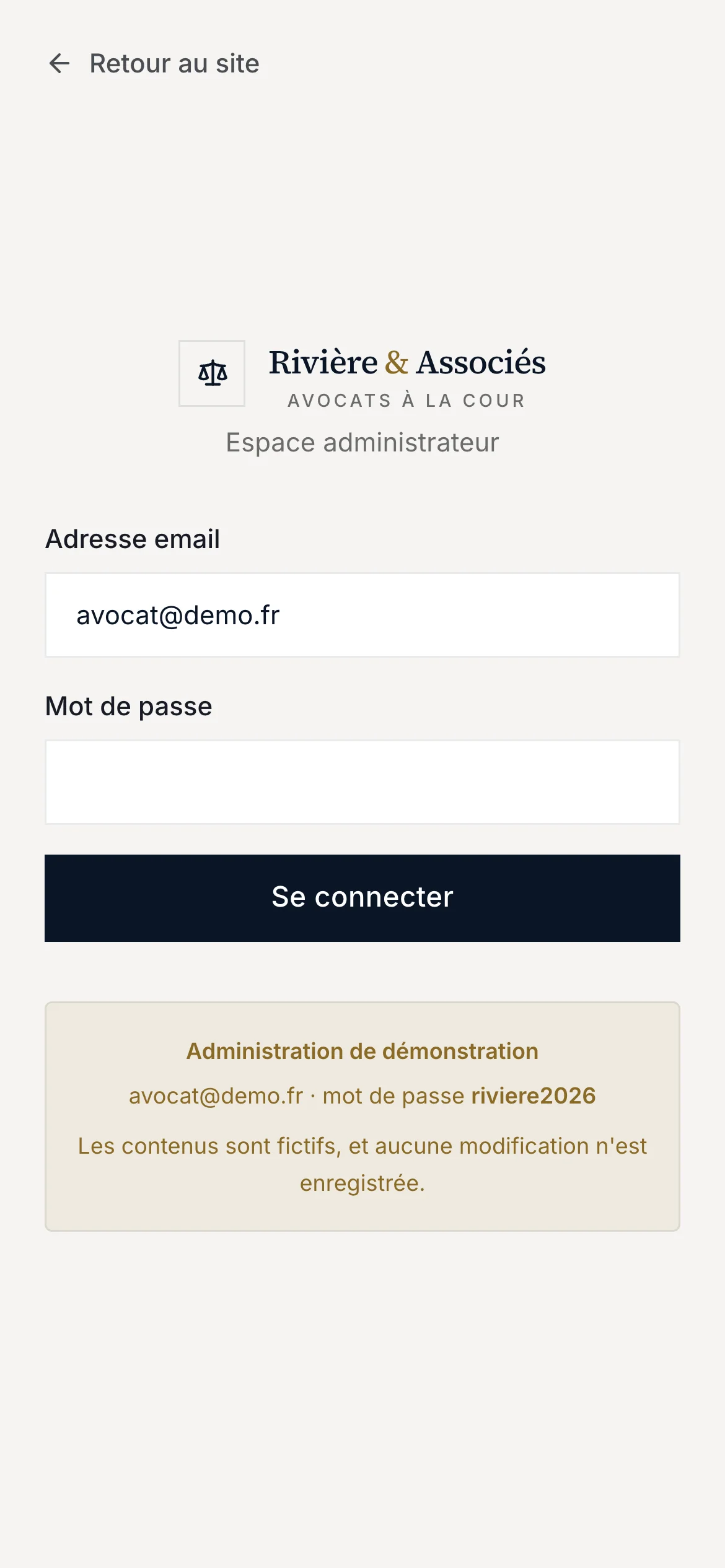 Capture d'écran réelle de la page de connexion admin en mobile