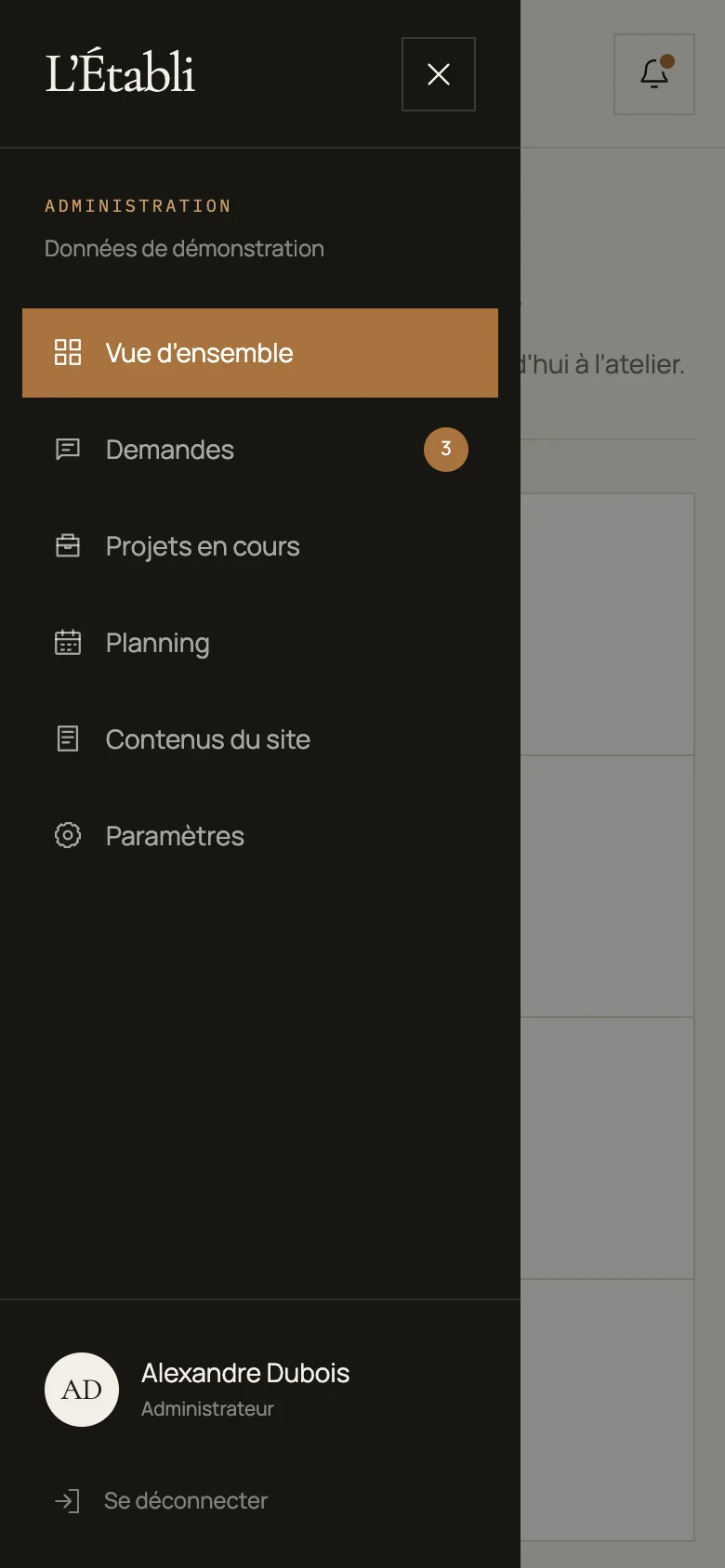 Capture d'écran réelle du menu de navigation en mobile