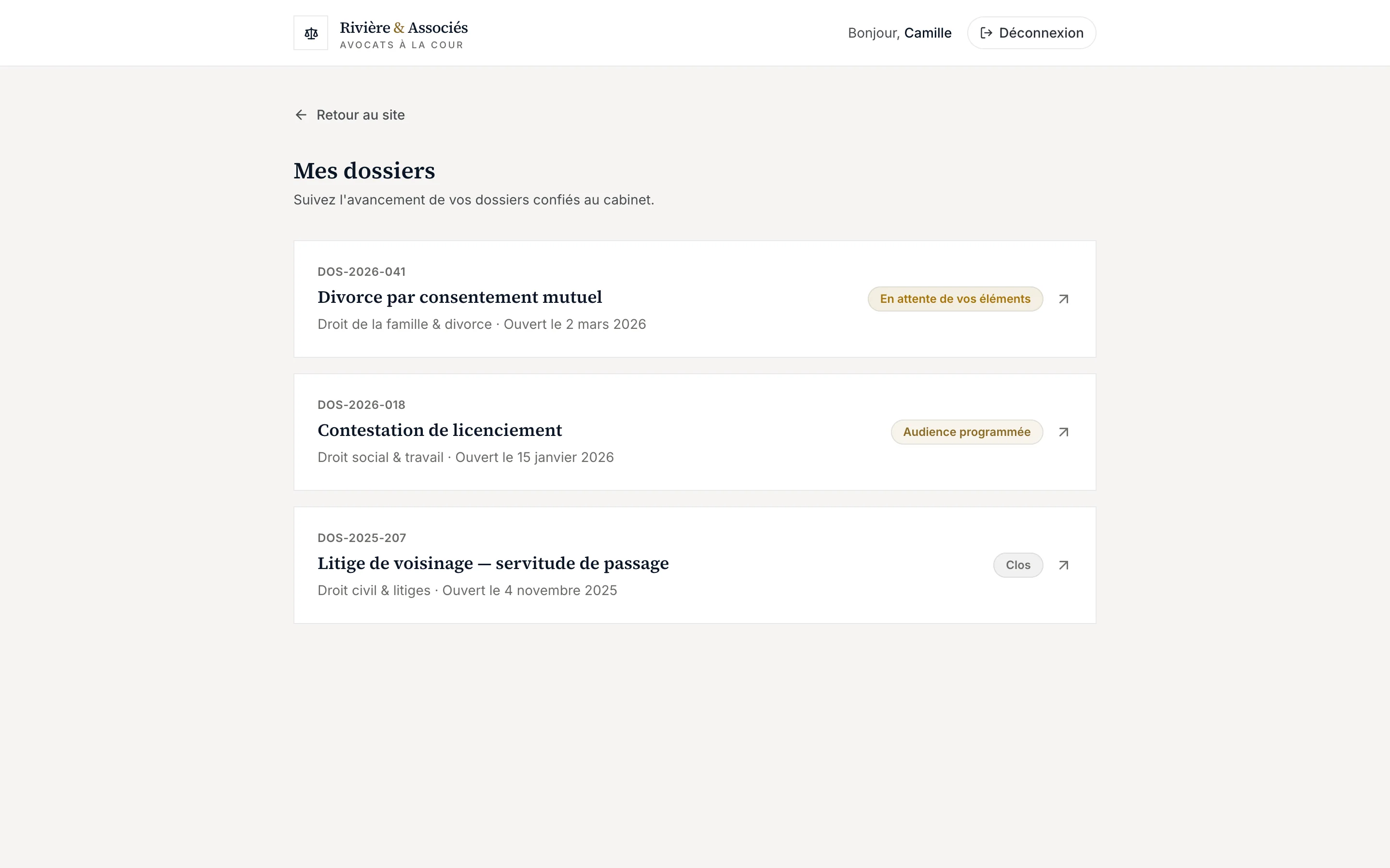 Capture d'écran réelle de la liste des dossiers côté client, avec leur statut