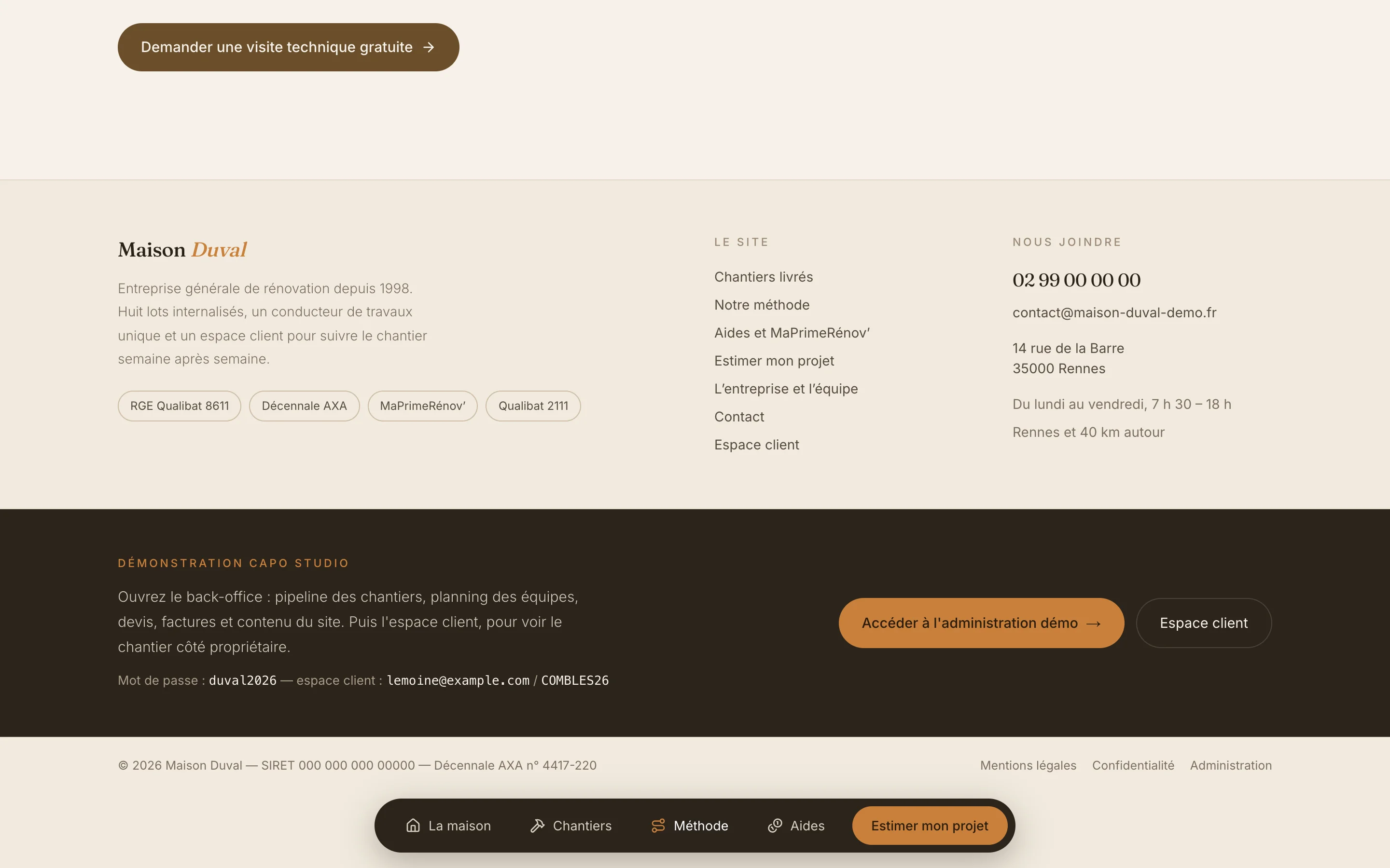 Capture d'écran réelle du bas de page avec les accès de démonstration